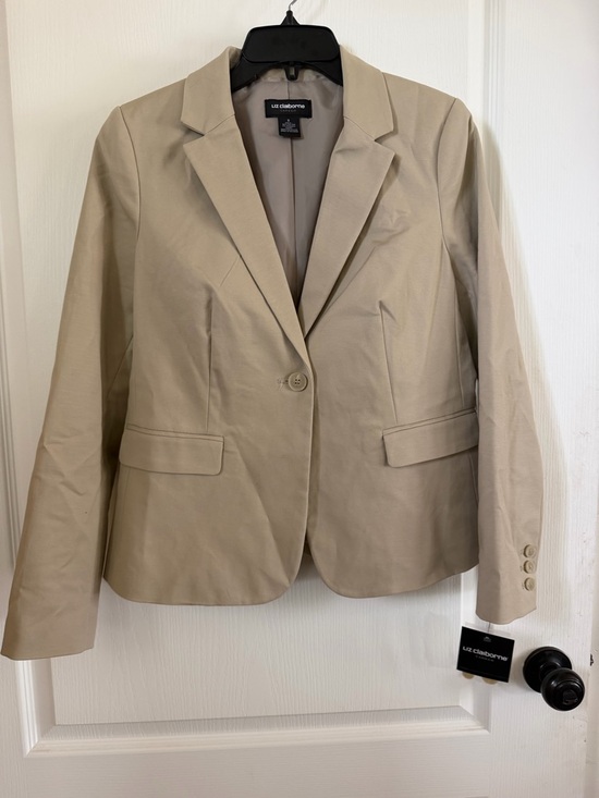 Liz Claiborne Jackets & Blazers - NWT Liz Claiborne Career Single-Button Blazer Sz S